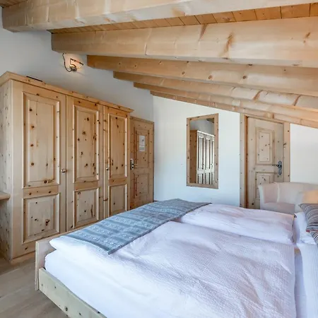 Boutique Cervus Hotel 3*