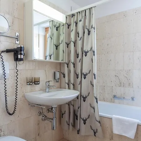 Boutique Cervus Szálloda 3*