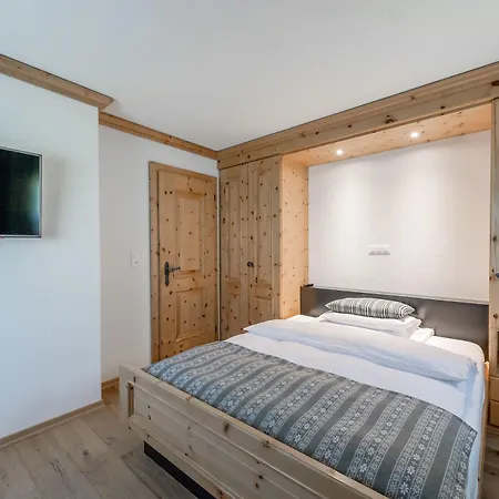Boutique Cervus Hotel 3*