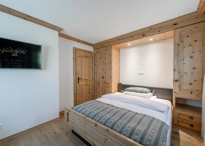 Boutique Cervus Hotel 3*